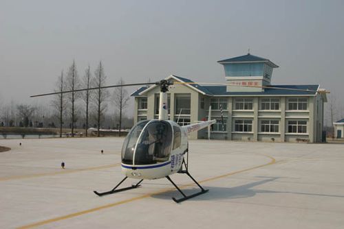 配精密导航设备 中国首个警用直升机场落户南京(组图)